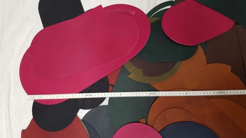 Preview: Fettleder kleine Stücke alle Farben gemischt 5kg